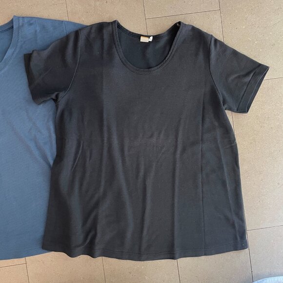3 Maternity T-shirts Grey, Black/Teal-Size Large/XL - Picture 3 of 16